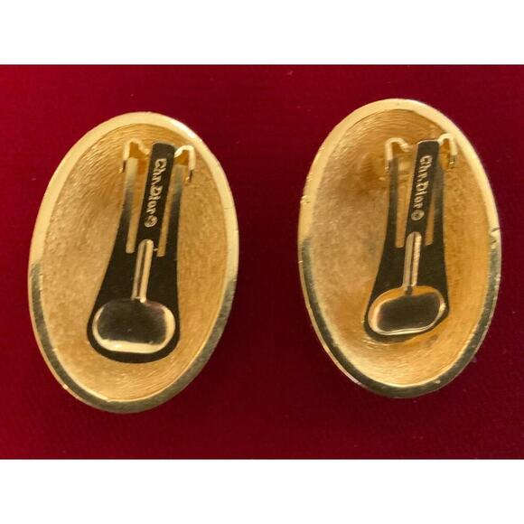 Christian Dior Vintage Logo Gold Oval Clip On Earrings - Picture 4 of 5
